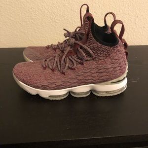 Lebron 15 wine China exclusive
